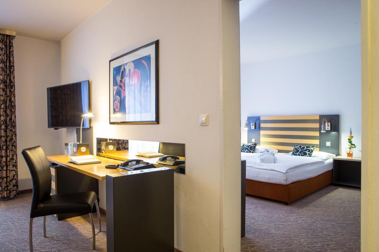 Lindner Hotel Frankfurt Hochst, Part Of Jdv By Hyatt Frankfurt am Main Kültér fotó