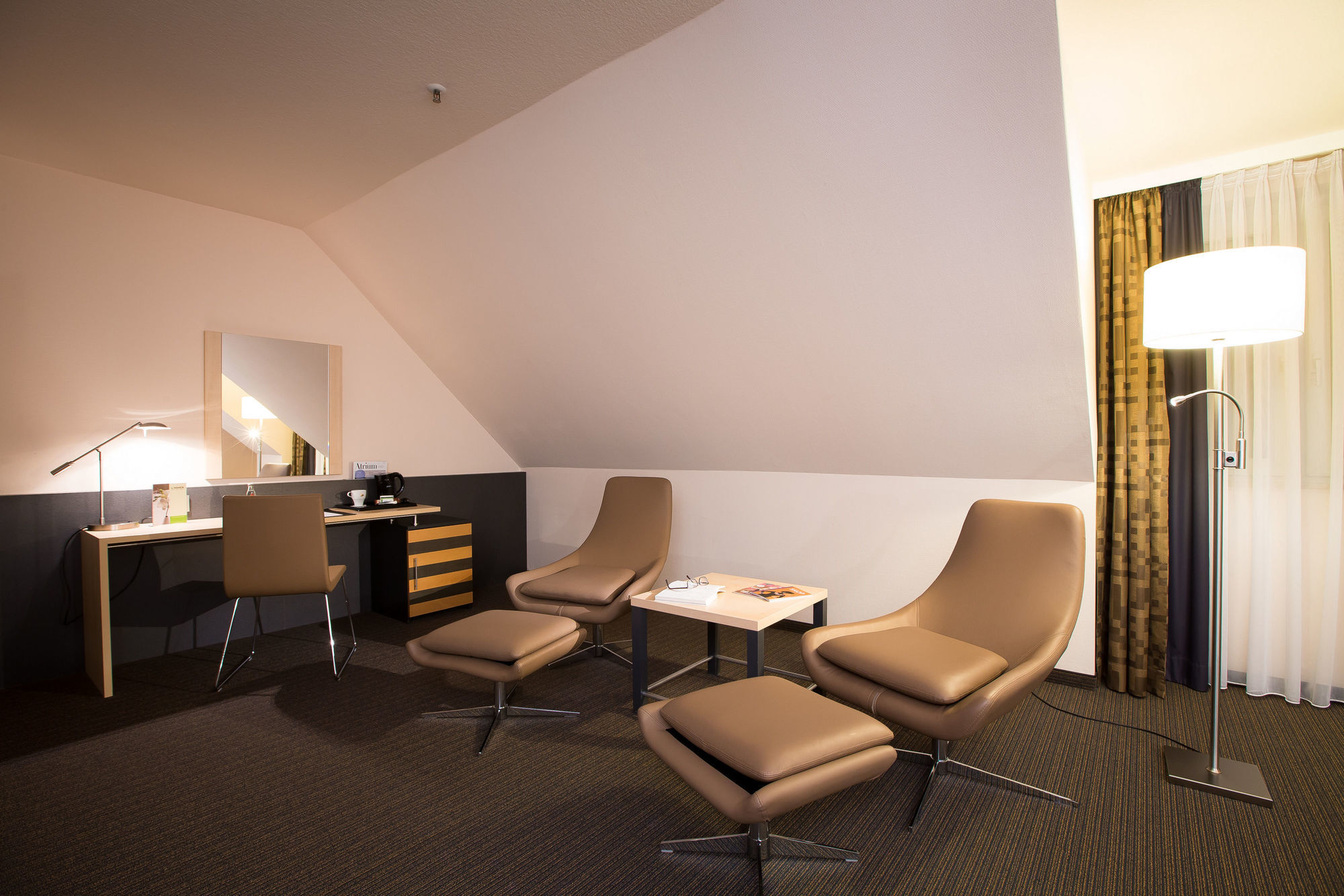 Lindner Hotel Frankfurt Hochst, Part Of Jdv By Hyatt Frankfurt am Main Szoba fotó